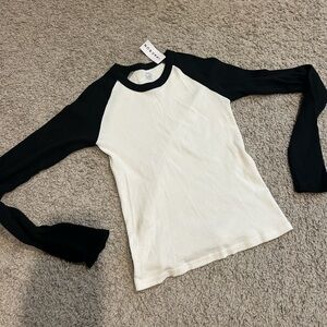Long Sleeve One Size PacSun T-Shirt